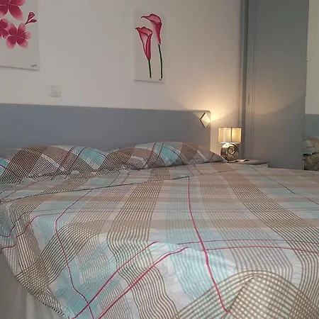 Lara Apartment